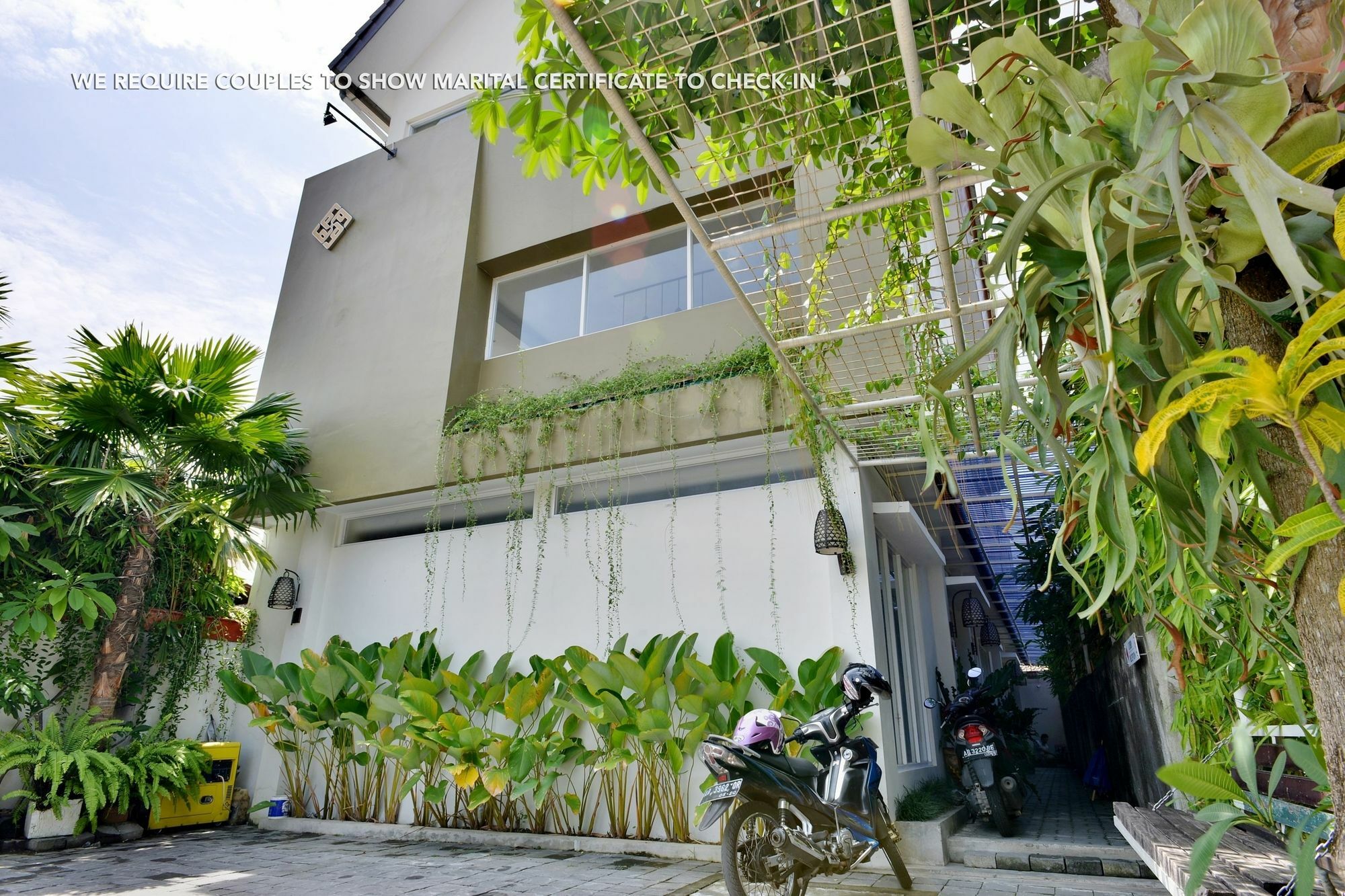 Zen Rooms Pogung Syariah Kejayan Extérieur photo